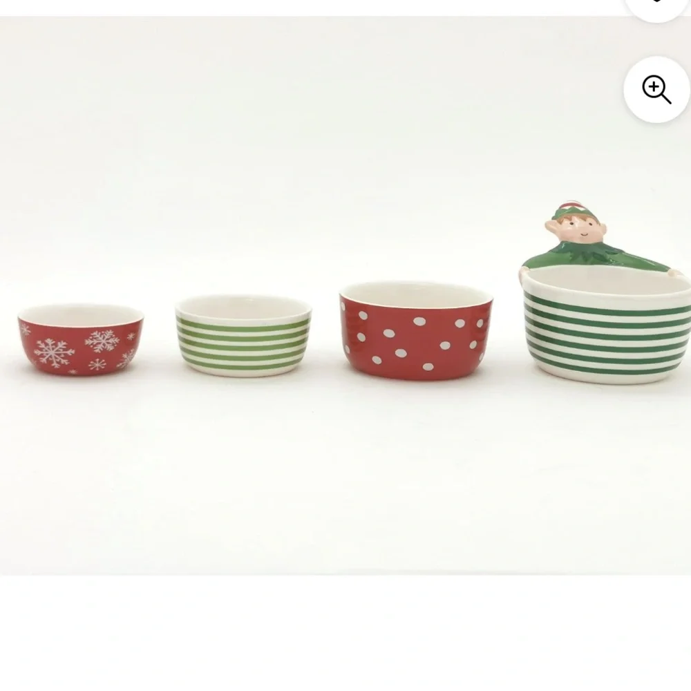 Holiday Time Elf Measuring Cups.